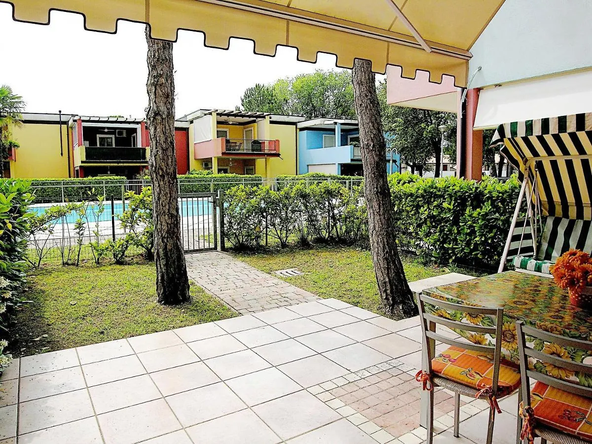 Villaggio Sirenuse Bibione 0*,